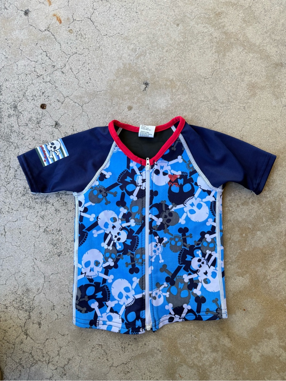 TYR Kids thermal neoprene wetsuit top zip up 3T preloved unisex